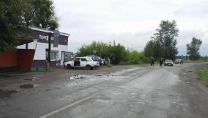 Пьяный водитель сбил четырех человек на остановке в Иркутской области