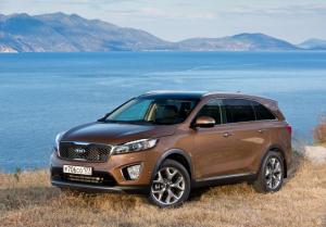 Kia сделает новые машины дешевле для российских владельцев праворулек