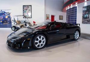 Очень редкий экземпляр Bugatti EB110 SS оценили в 1,2 миллиона долларов