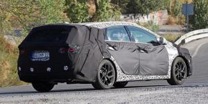 Новый универсал Hyundai i40 впервые заметили на тестах
