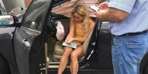 В Киеве девушка на Honda перепутала передачи и протаранила бизнес-центр