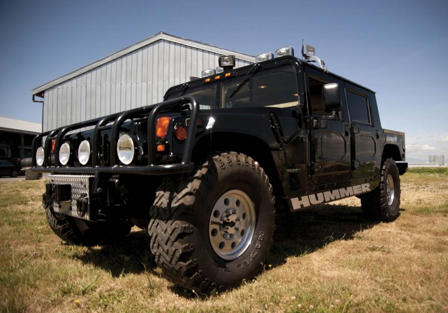 В США продали Hummer Тупака Шакура. Со второй попытки