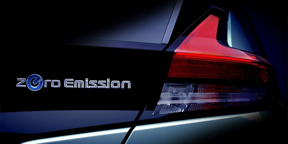 Nissan показал заднюю оптику нового Leaf