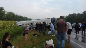 В ДТП с двумя машинами под Ростовом перевернулся автобус Ставрополь – Москва