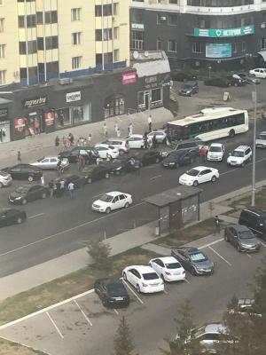 Массовое ДТП в Астане с автобусом: Пострадало около 10 автомобилей