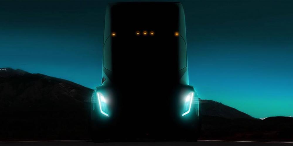 Запас хода электрической фуры Tesla будет втрое меньше обычных грузовиков

