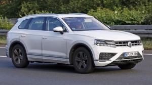 Новый VW Touareg представят в ноябре