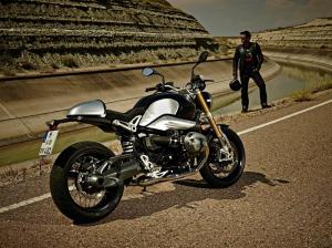 BMW R nineT отзывают из-за проблем с креплением маятника