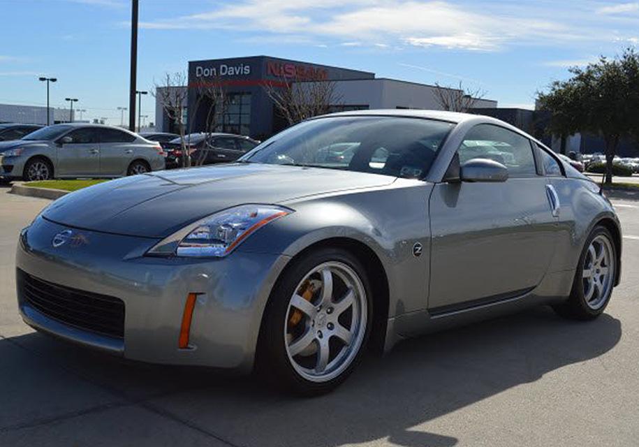 На продажу выставили первый выпущенный Nissan 350Z