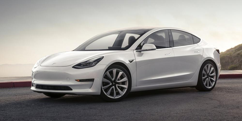 Самый доступный электрокар Tesla получит «умную» подвеску

