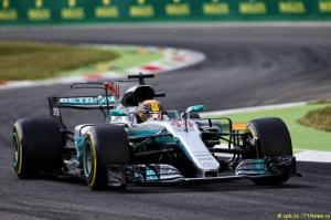 Хэмилтон: Между нами и Ferrari вновь плотная борьба