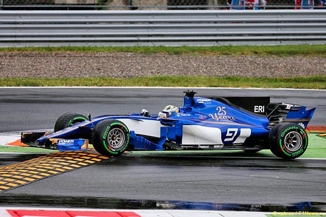 В Sauber недовольны промежуточной резиной