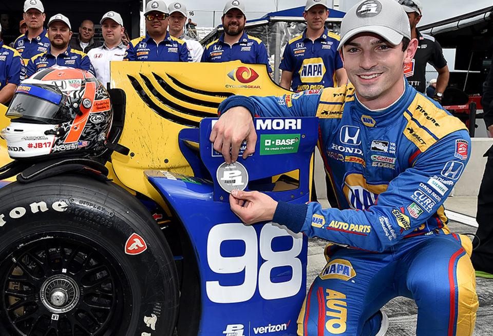 Росси завоевал первый поул в IndyCar