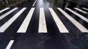 В Усть-Каменогорске на пешеходном переходе сбили двух школьниц