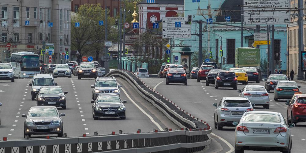 В Москве ограничат движение автомобилей из-за Дня города
