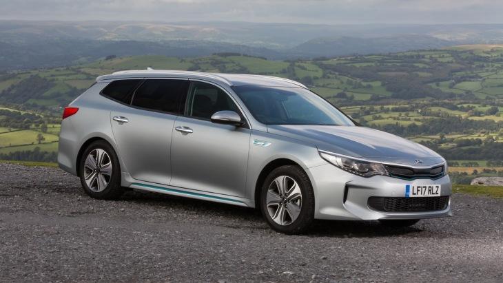 KIA начинает продажи гибридного универсала Optima SW PHEV