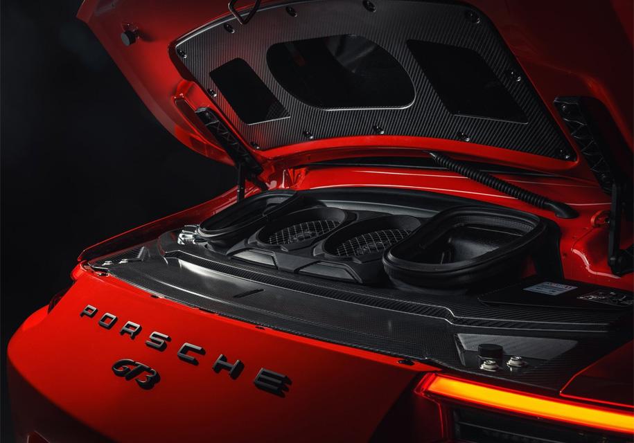 Компания Porsche захотела поставлять моторы Формуле-1