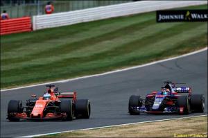 В Red Bull хотят денег от Honda для Toro Rosso