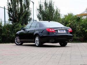 Китайский аналог Toyota Crown обновили