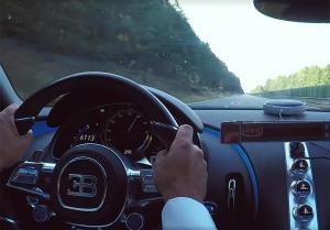 Посмотрите, как Bugatti Chiron набирает с места 300 км/ч
