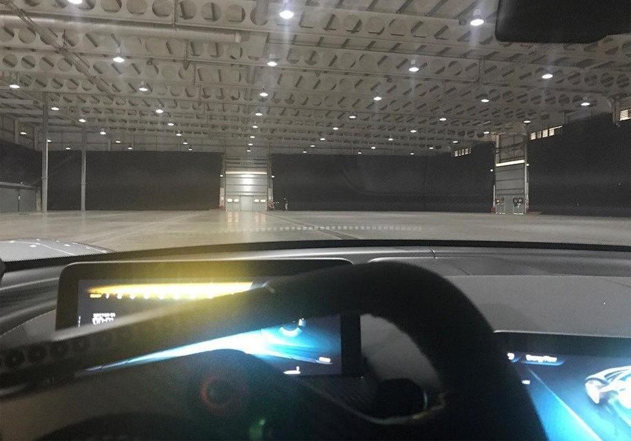 1000-сильный гиперкар Mercedes-AMG: вид с места водителя