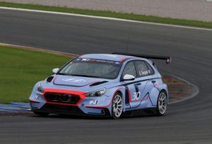 Тесты Hyundai i30 N TCR в Валенсии