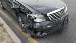 Mercedes спровоцировал массовое ДТП в Алматы: 5 авто пострадало