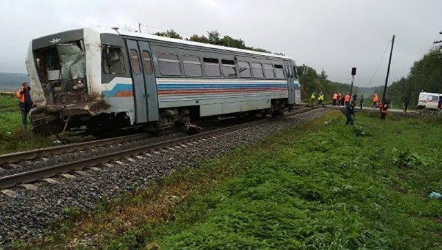 Один человек погиб при столкновении грузовика и рельсового автобуса в Чувашии