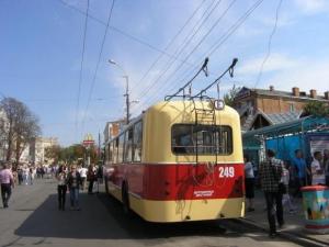 В Виннице представили экскурсионный ретро-троллейбус ЗиУ-5