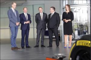 Принц Уильям посетил технологический центр McLaren