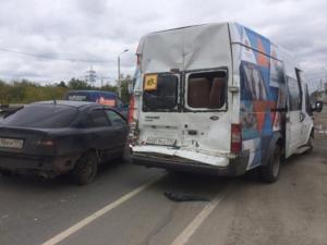 В Челябинске в ДТП попала юношеская футбольная команда, есть раненые