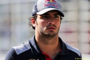 В 2018-м Сайнс будет выступать в Renault