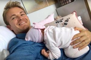 В семье чемпиона родилась вторая дочка