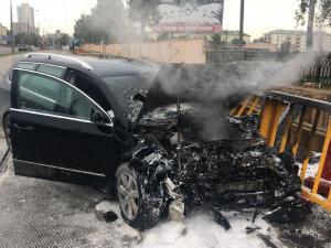 В Минске бесправник на VW, уходя от погони, врезался в служебное авто: пострадали два милиционера