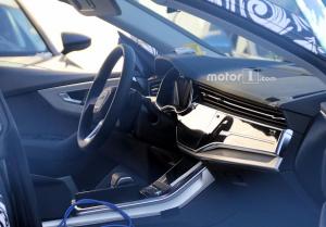 Появилась фотография интерьера нового вседорожника Audi