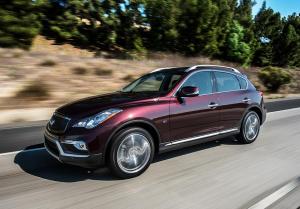 Компания Infiniti приостановила продажи двух кроссоверов