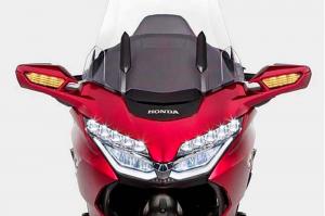 Первые фотографии Honda Gold Wing 2018