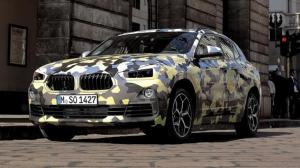 Кросс-купе BMW X2 рассекает по улицам Милана