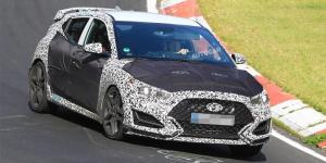Hyundai испытал спортивный Veloster на Нюрбургринге

