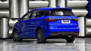 Новый минивэн BYD Song Max уже в продаже