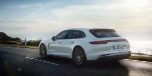 Porsche назвала рублевую стоимость 680-сильного универсала Panamera