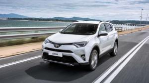 Кроссовер Toyota RAV4 в России: новые комплектации и дизельный мотор
