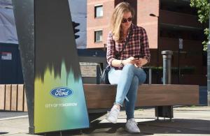 Ford установит в Лондоне «умные» скамейки с интернетом