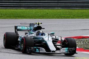 Боттас: Постараемся опередить обоих пилотов Ferrari
