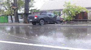 В Алматы водитель внедорожника оставил без света жилой кварталhttps://total.kz