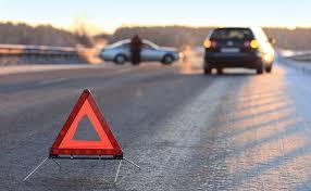 В Челябинской области водитель сбил и провез на капоте инспектора ГИБДД