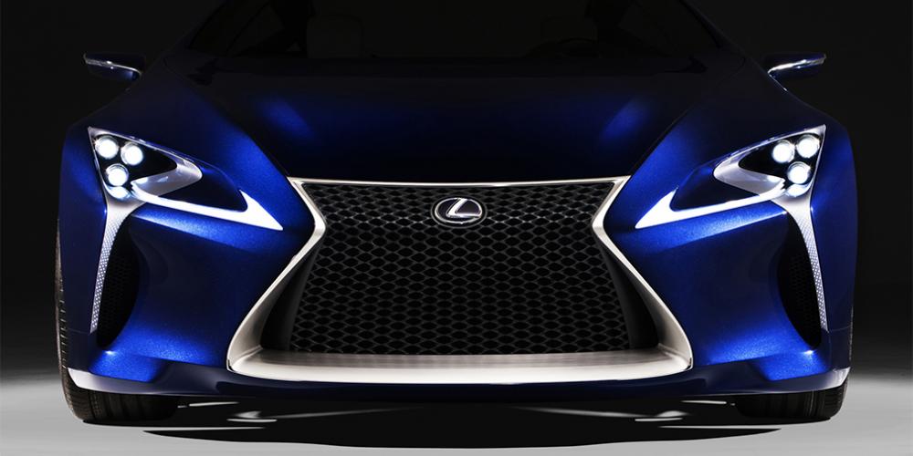 Lexus анонсировал премьеру нового концепта

