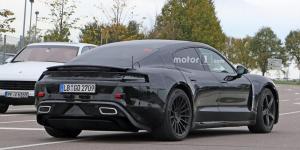 Электрический спорткар Porsche сфотографировали с серийным кузовом