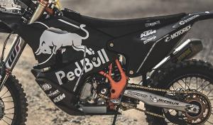 Раллийный мотоцикл KTM 450 Rally в черном цвете