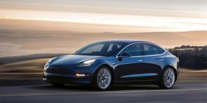 Россияне смогут купить Tesla Model 3 через «Яндекс»